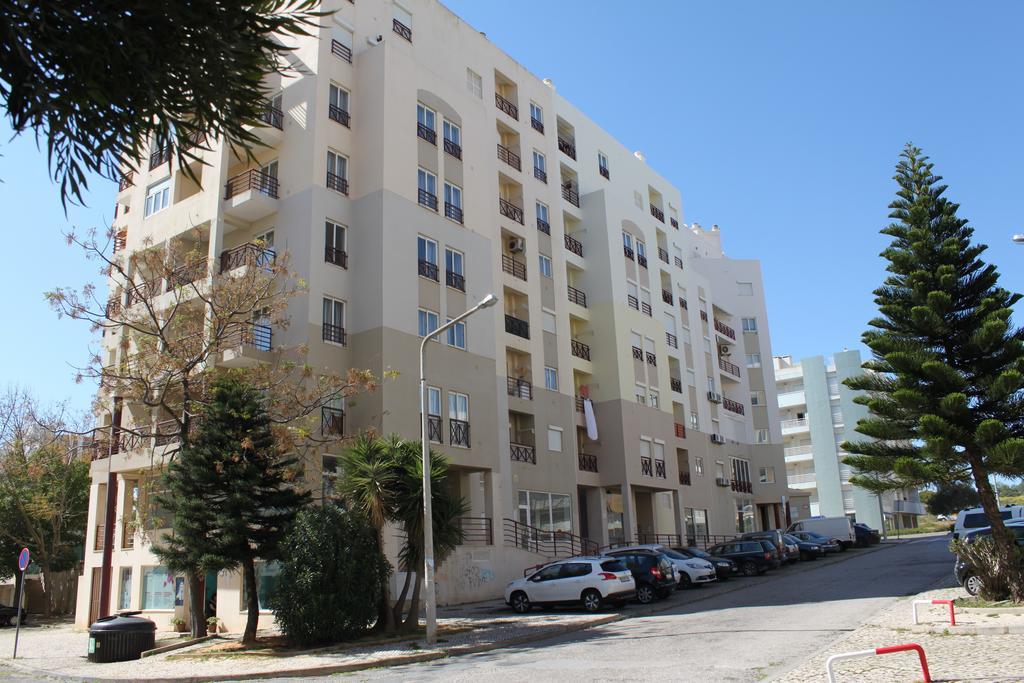 Edificio Canoa Armação de Pêra Extérieur photo