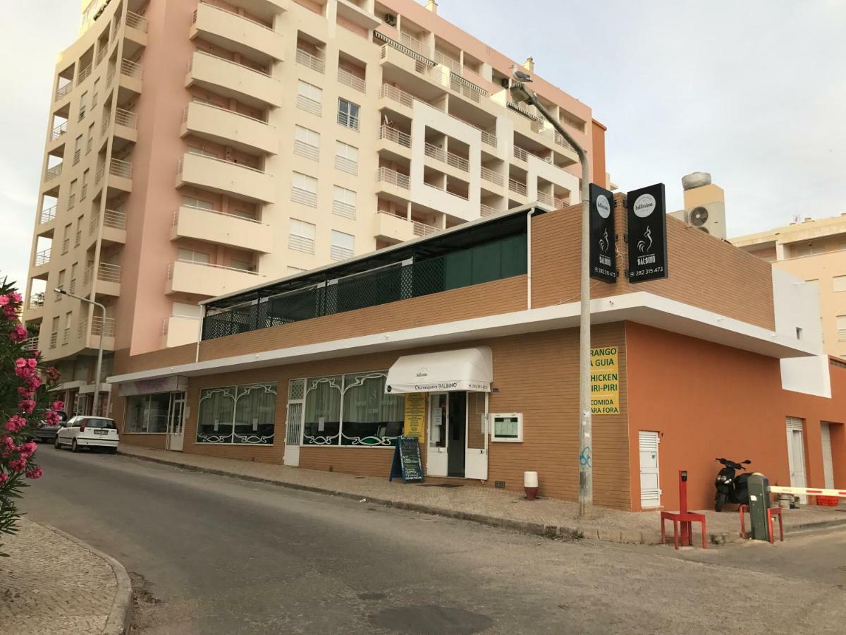 Edificio Canoa Armação de Pêra Extérieur photo
